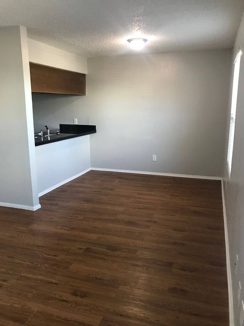 Apartment for rent at 1916 Roberts Cut Off Rd, Fort Worth, TX 76114