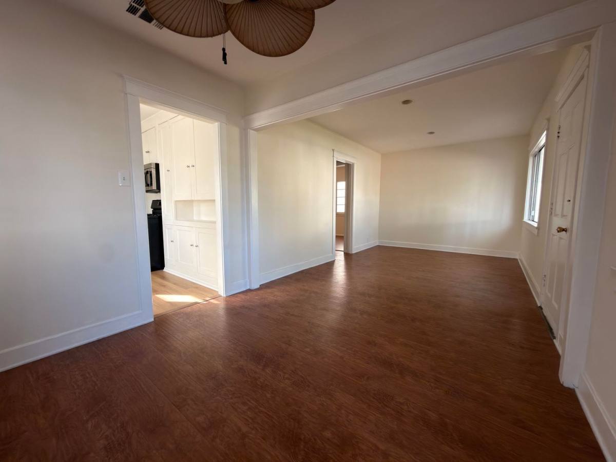 Apartment for rent at 1172 Alameda Ave, Glendale, CA 91201