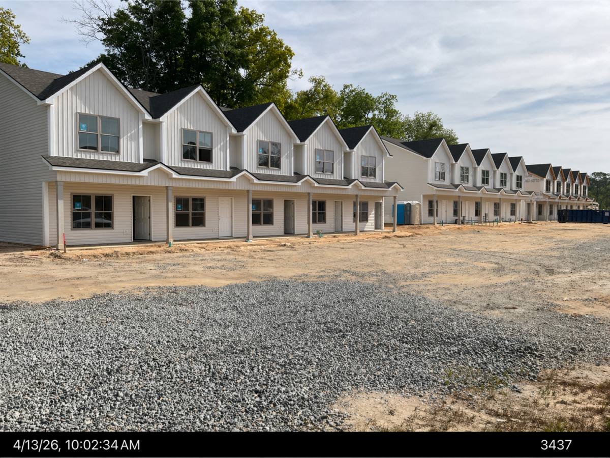 Townhouse for rent at 203 S Goodman St, Sparks, GA 31647