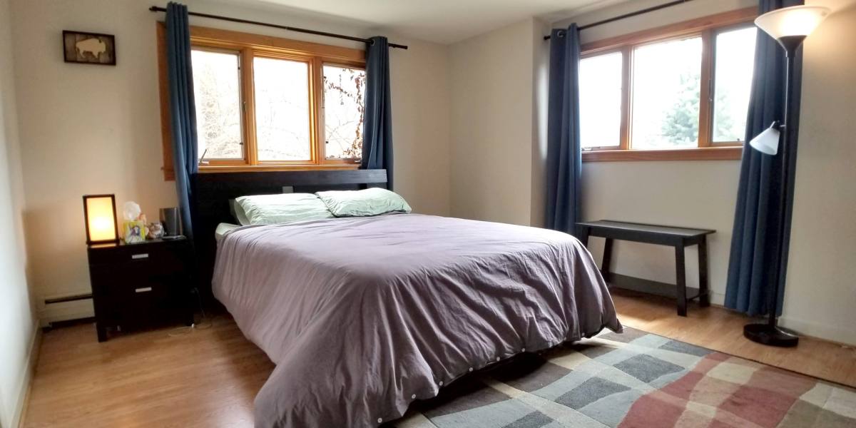 Apartment for rent at 221 Summer St, Buffalo, NY 14222