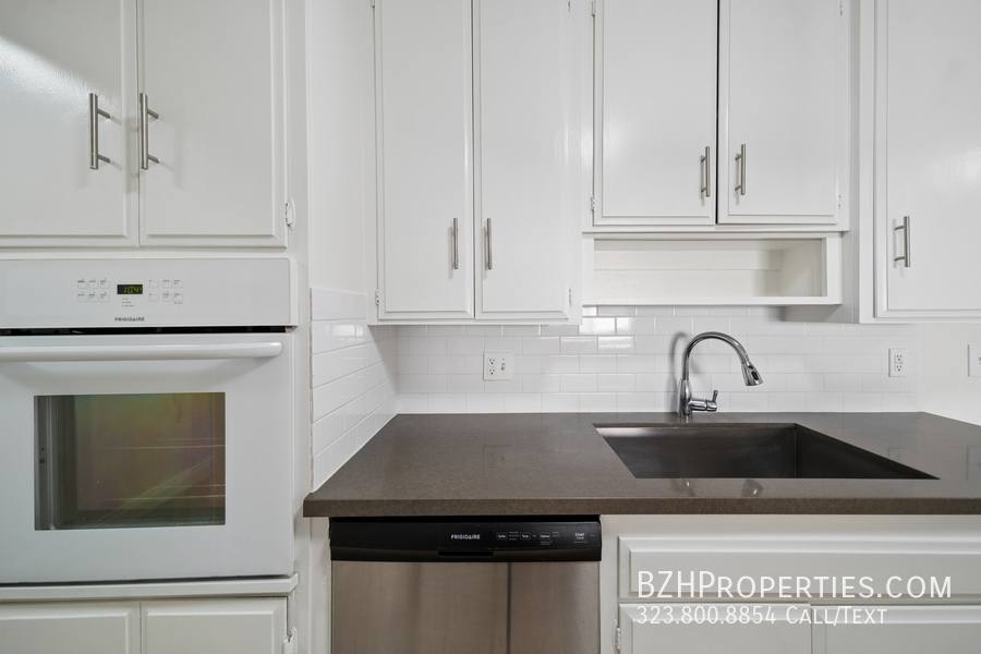 Apartment for rent at 105 S Orlando Ave #207, Los Angeles, CA 90048