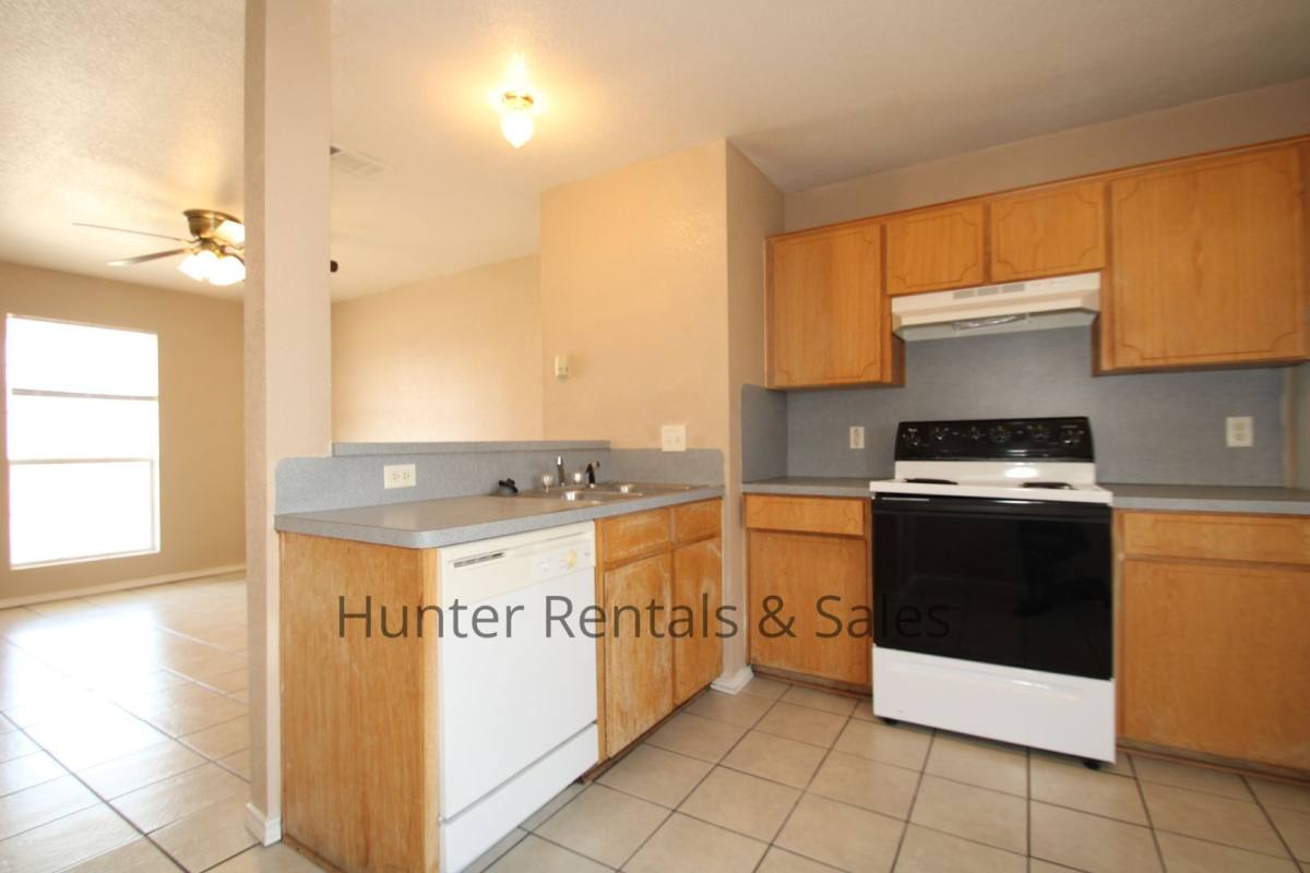 Townhouse for rent at 4506-C Jeff Scott, Killeen, TX 76549