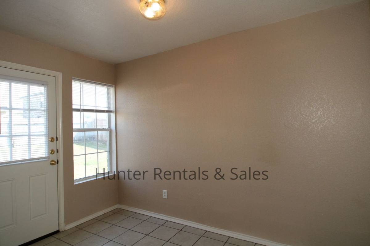 Townhouse for rent at 4506-C Jeff Scott, Killeen, TX 76549
