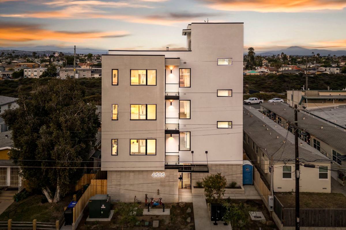 Apartment for rent at 4505 Illinois St, San Diego, CA 92116