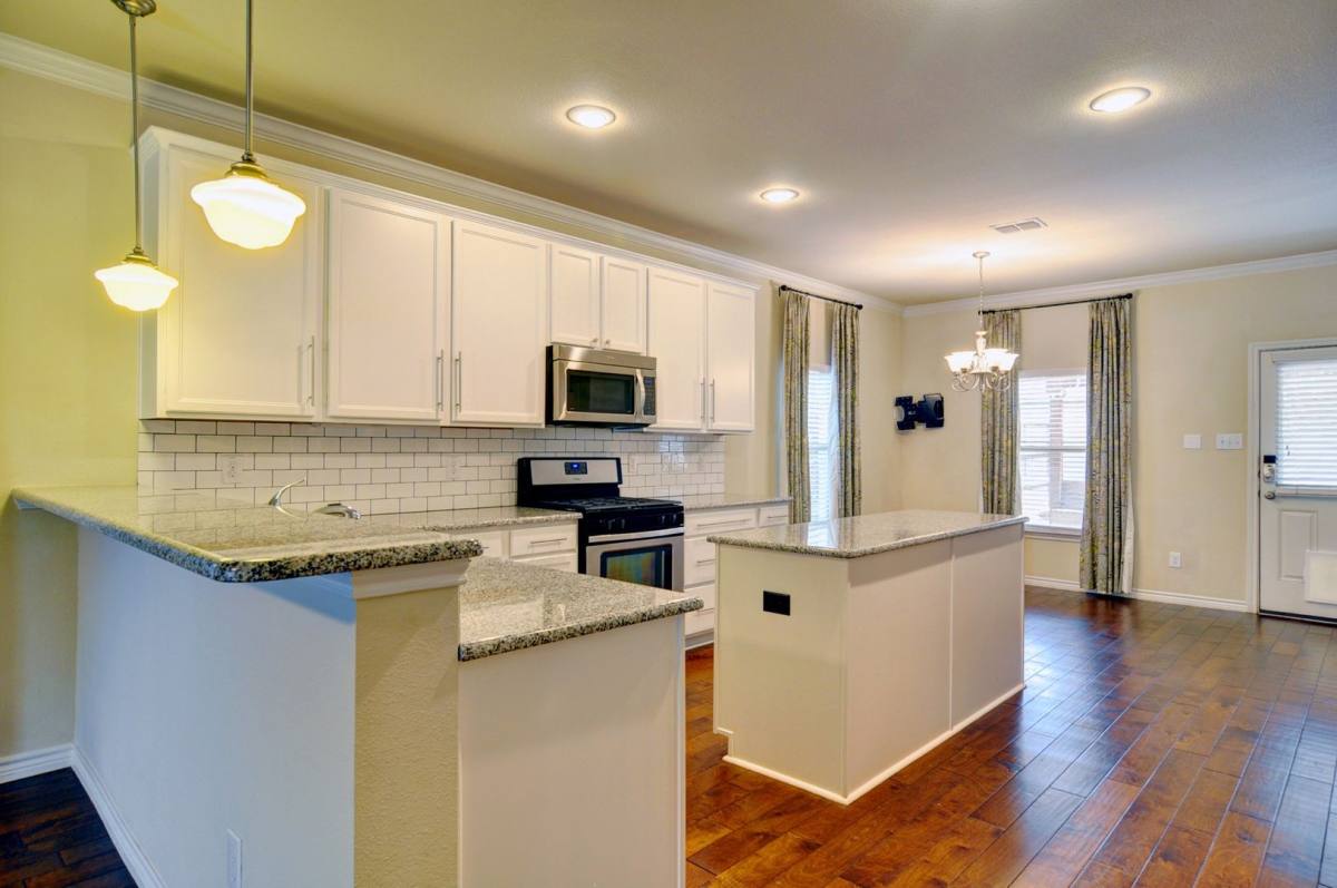 Townhouse for rent at 3409 Hamilton Ave, Fort Worth, TX 76107