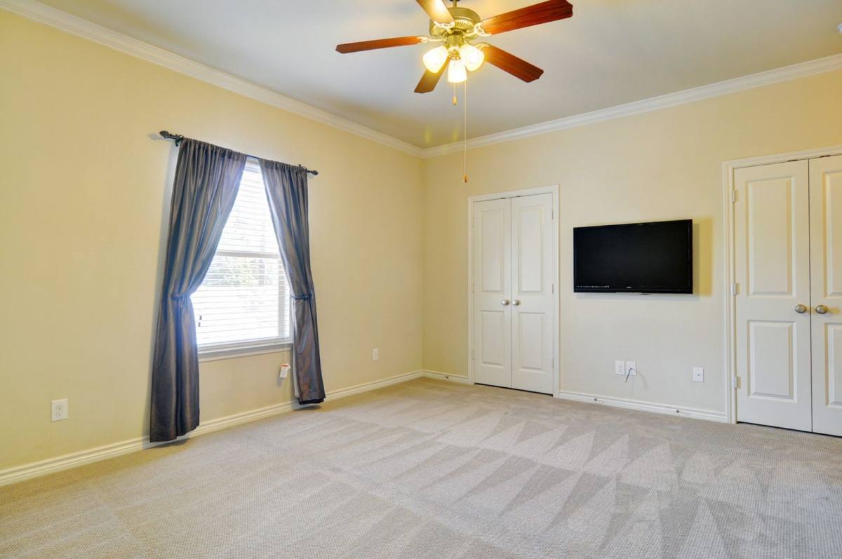 Townhouse for rent at 3409 Hamilton Ave, Fort Worth, TX 76107