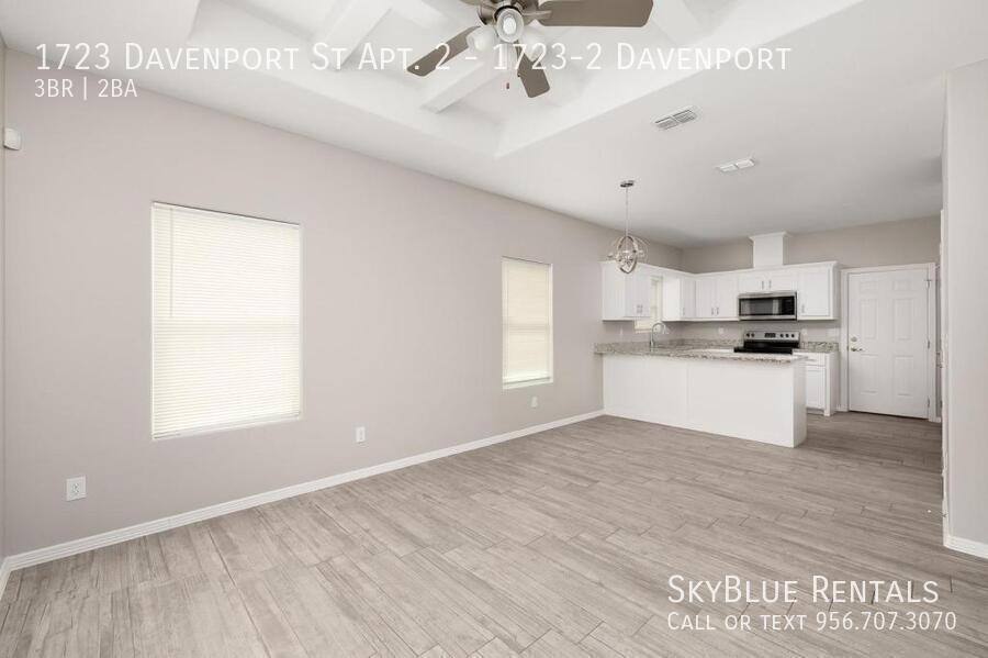 Apartment for rent at 1723 Davenport St #2, Weslaco, TX 78596