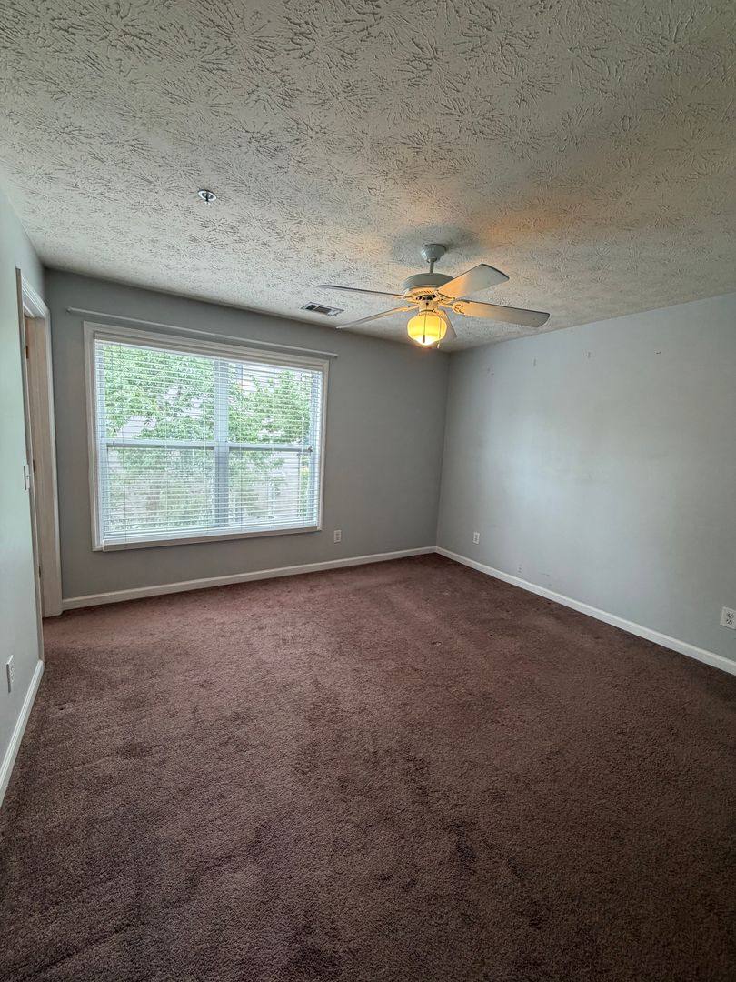 Apartment for rent at 1114 S College St, Auburn, AL 36832