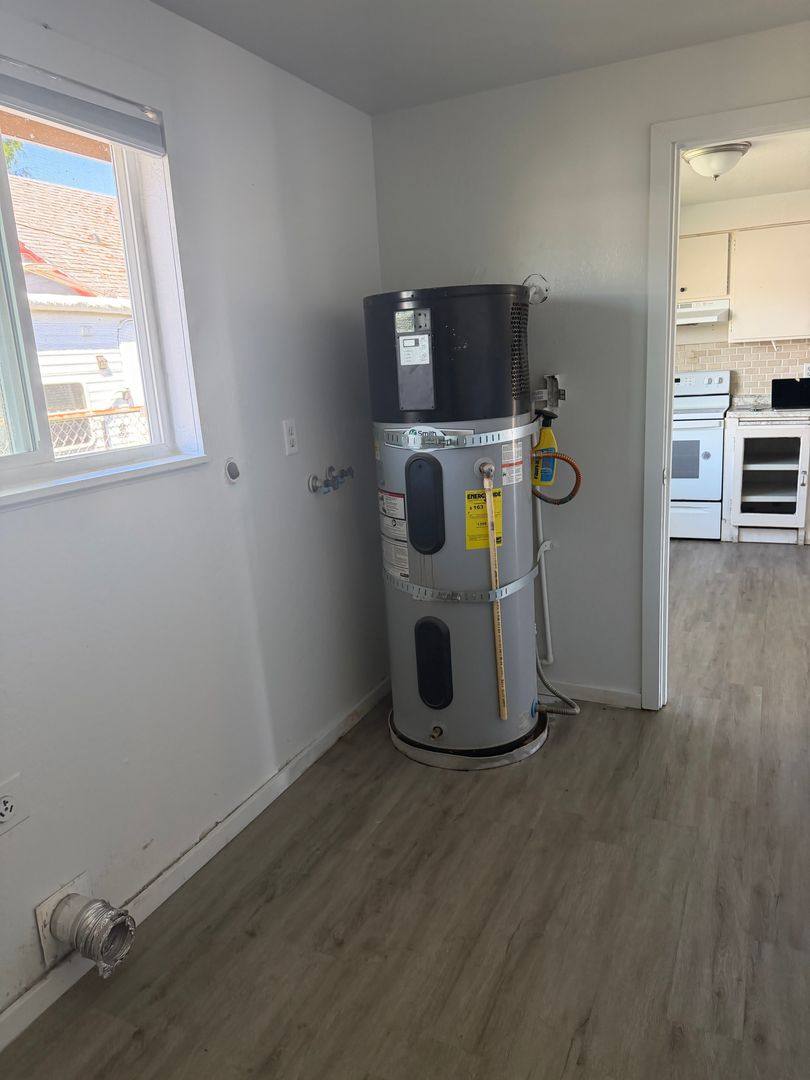 Apartment for rent at 375 Park Ave, Coos Bay, OR 97420