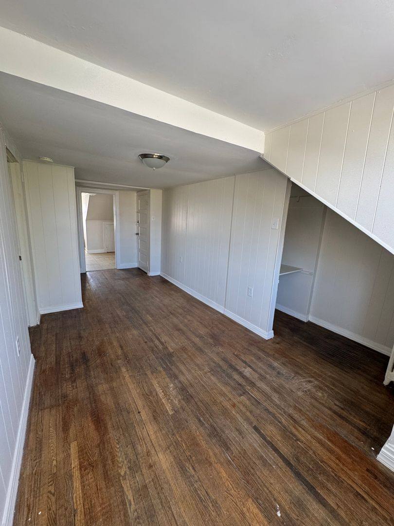 Apartment for rent at 664-666 Oak Hill Ave, Hagerstown, MD 21740