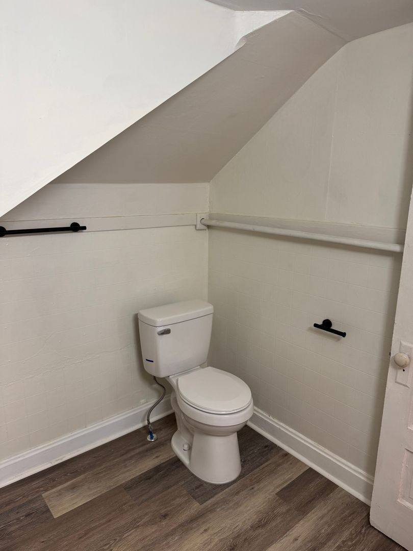 Apartment for rent at 664-666 Oak Hill Ave, Hagerstown, MD 21740