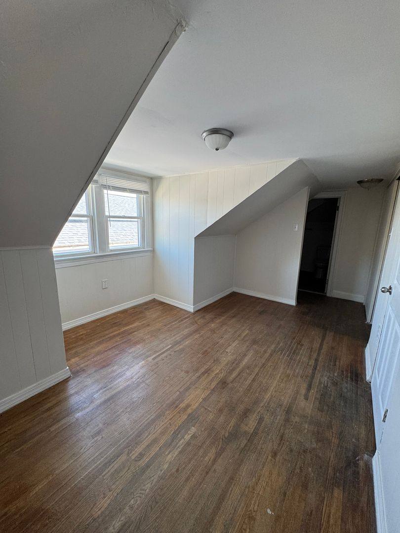 Apartment for rent at 664-666 Oak Hill Ave, Hagerstown, MD 21740