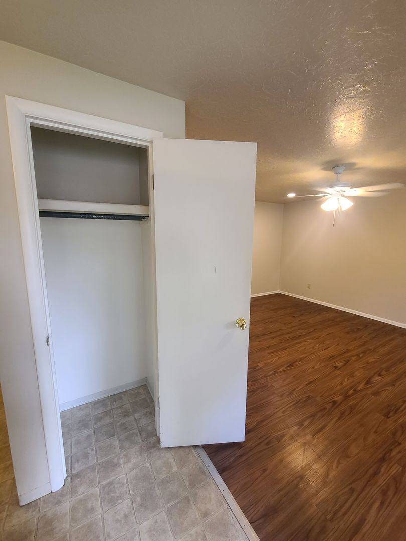 Apartment for rent at 5951-5953 N Pierce Park Lane, Garden City, ID 83714