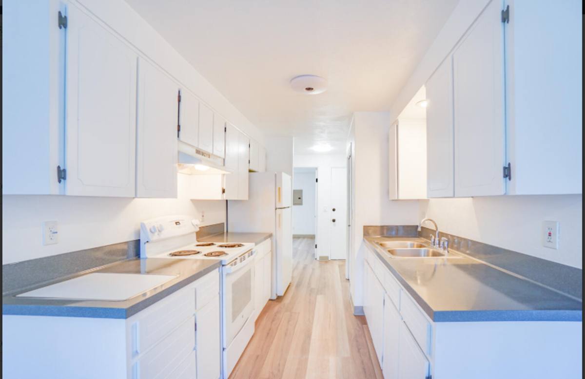 Apartment for rent at 958 NW Sycamore Ave, Corvallis, OR 97330