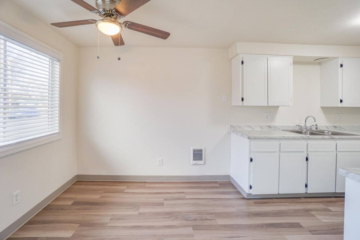 Apartment for rent at 958 NW Sycamore Ave, Corvallis, OR 97330