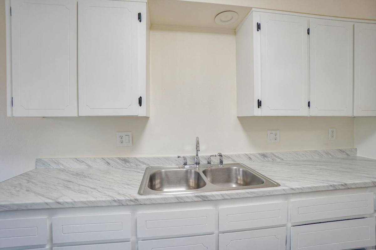 Apartment for rent at 958 NW Sycamore Ave, Corvallis, OR 97330