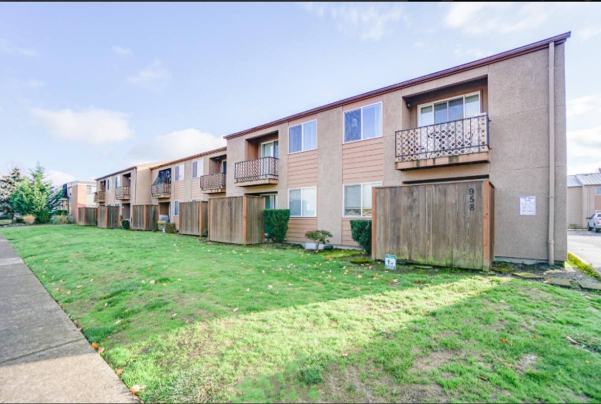 Apartment for rent at 958 NW Sycamore Ave, Corvallis, OR 97330