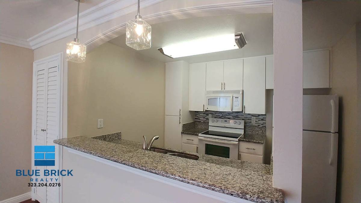 Apartment for rent at 245 N Alvarado St #117A, Los Angeles, CA 90026
