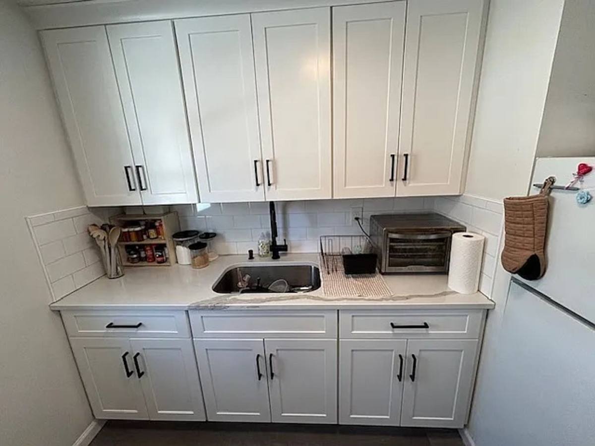 Apartment for rent at 156 Main St #B1, Canton, CT 06019