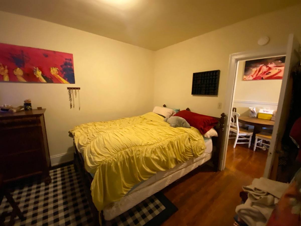 Apartment for rent at 3218 W Grace St, Richmond, VA 23221