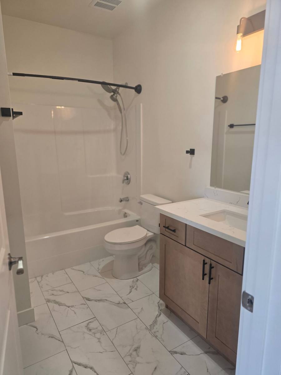 Apartment for rent at 9615 Bristol Ave SW, Lakewood, WA 98499