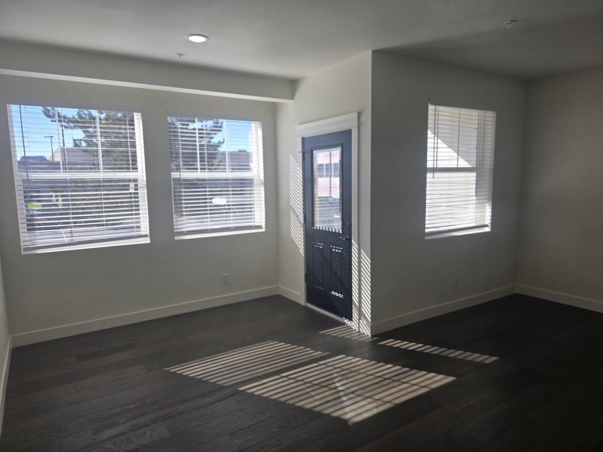 Apartment for rent at 9615 Bristol Ave SW, Lakewood, WA 98499