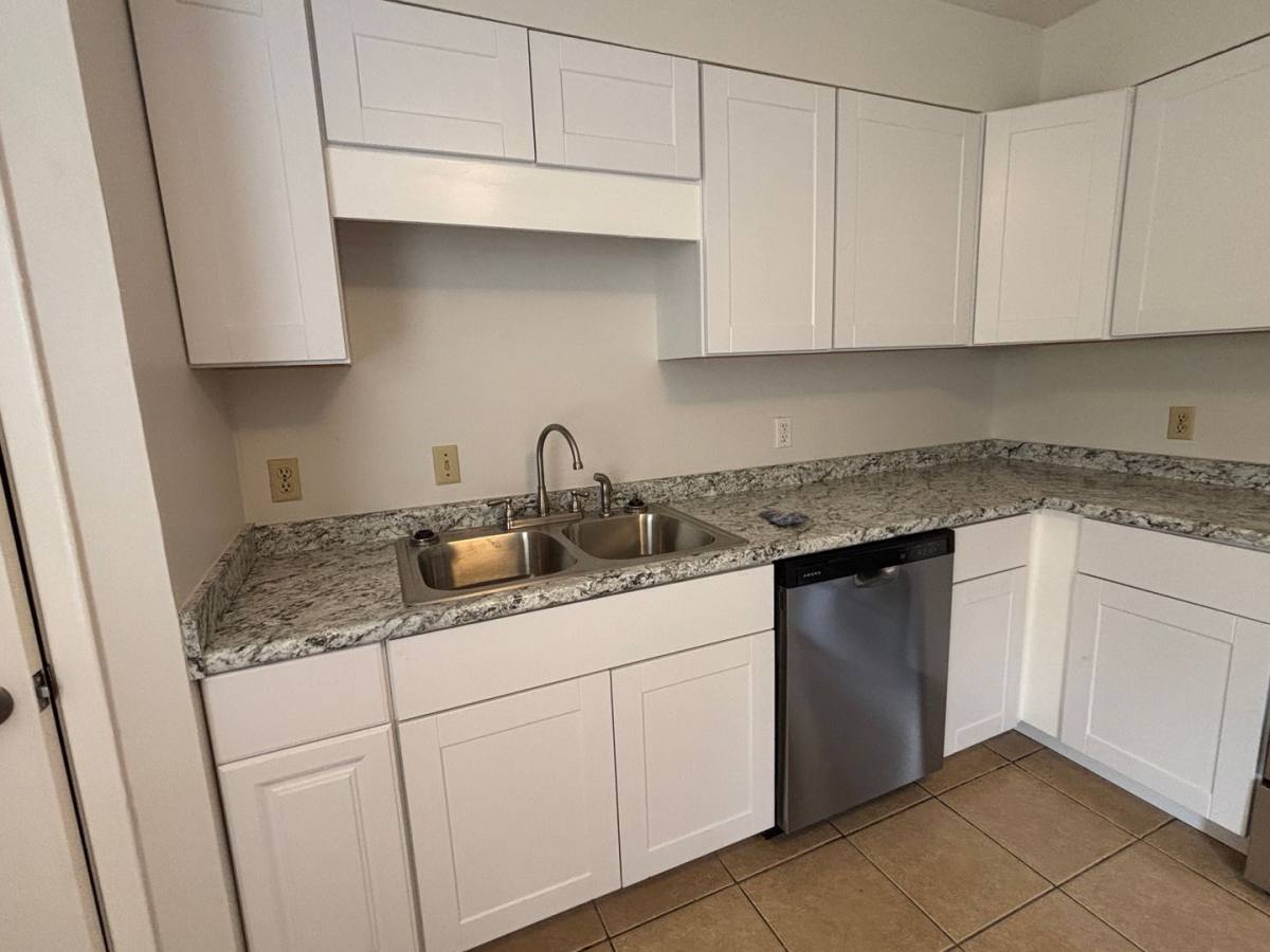 Apartment for rent at 149 N Highway 22-A, Panama City, FL 32404