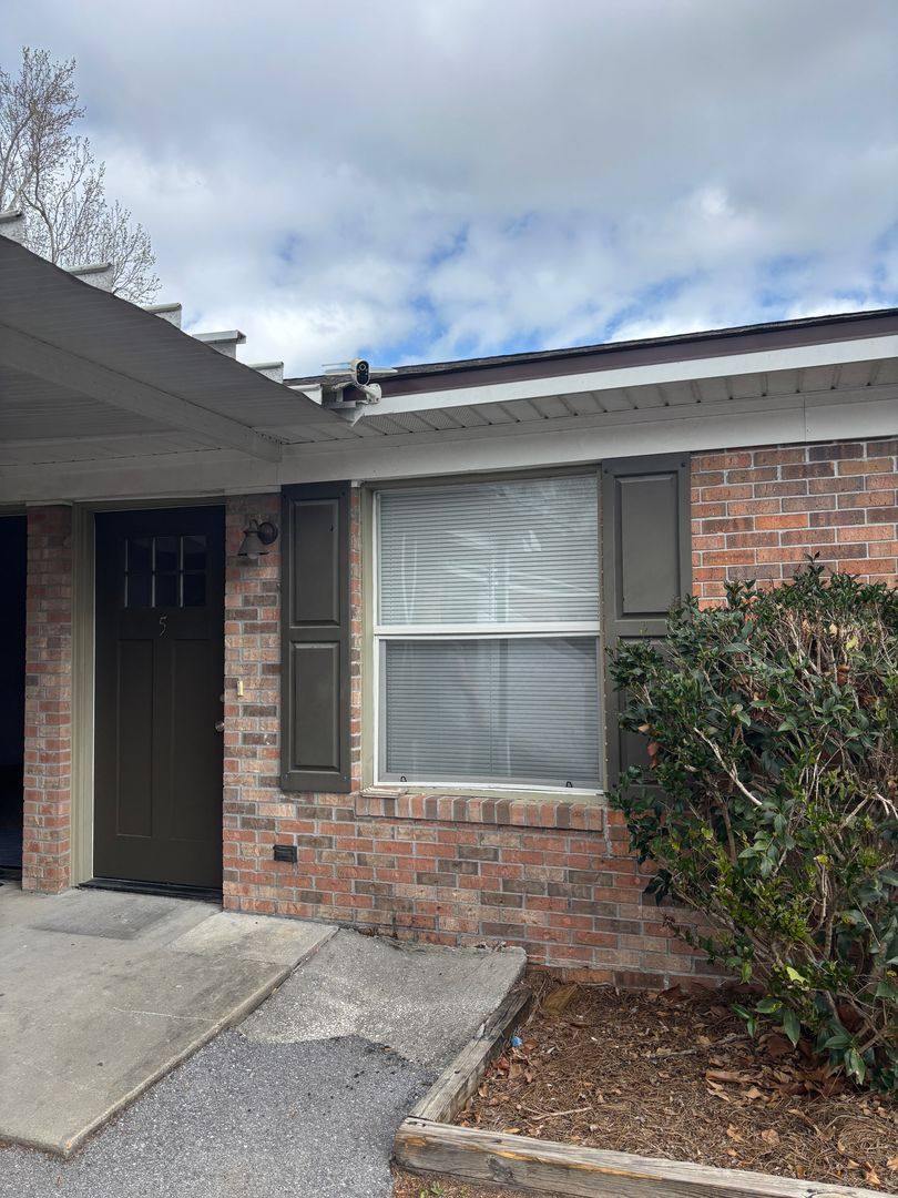 Apartment for rent at 149 N Highway 22-A, Panama City, FL 32404
