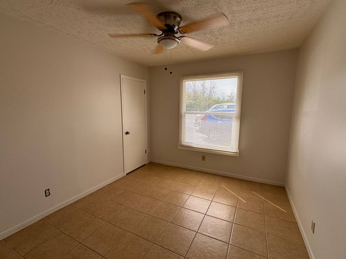 Apartment for rent at 149 N Highway 22-A, Panama City, FL 32404