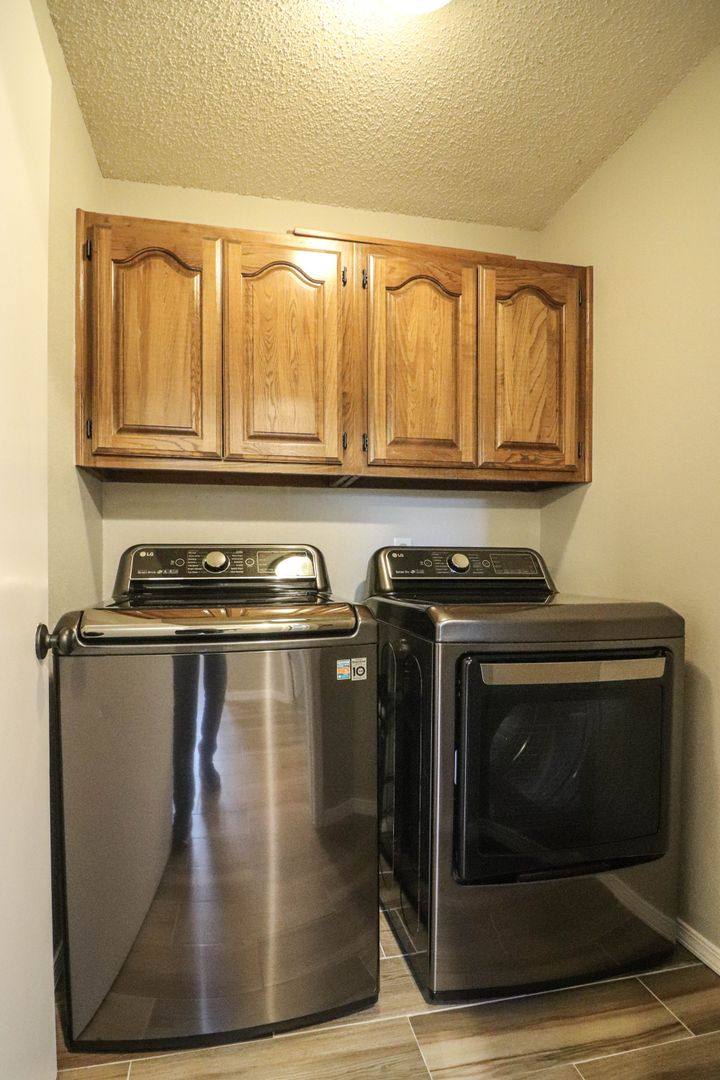 House for rent at 11323 S Ash St, Jenks, OK 74037