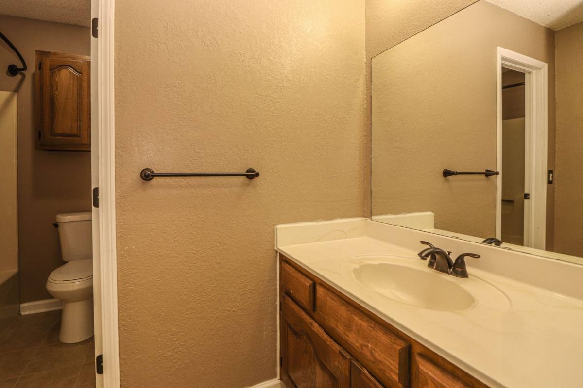 House for rent at 11323 S Ash St, Jenks, OK 74037