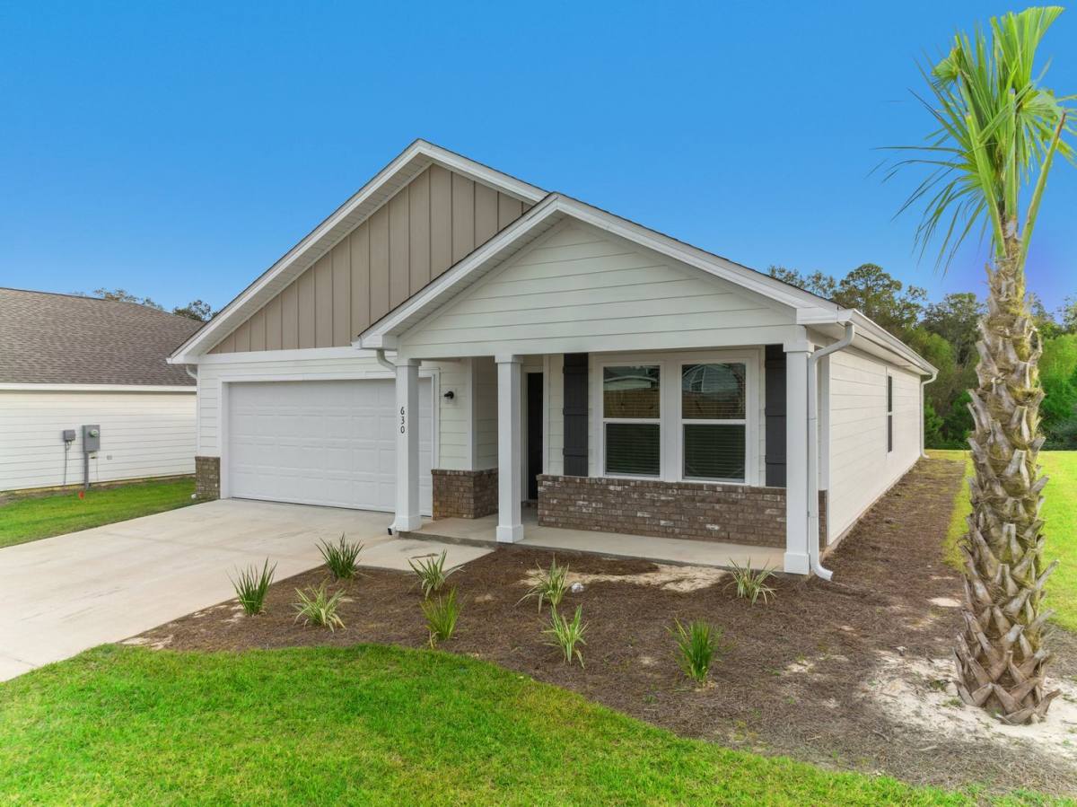 House for rent at 630 Whispering Creek Ave, Freeport, FL 32439