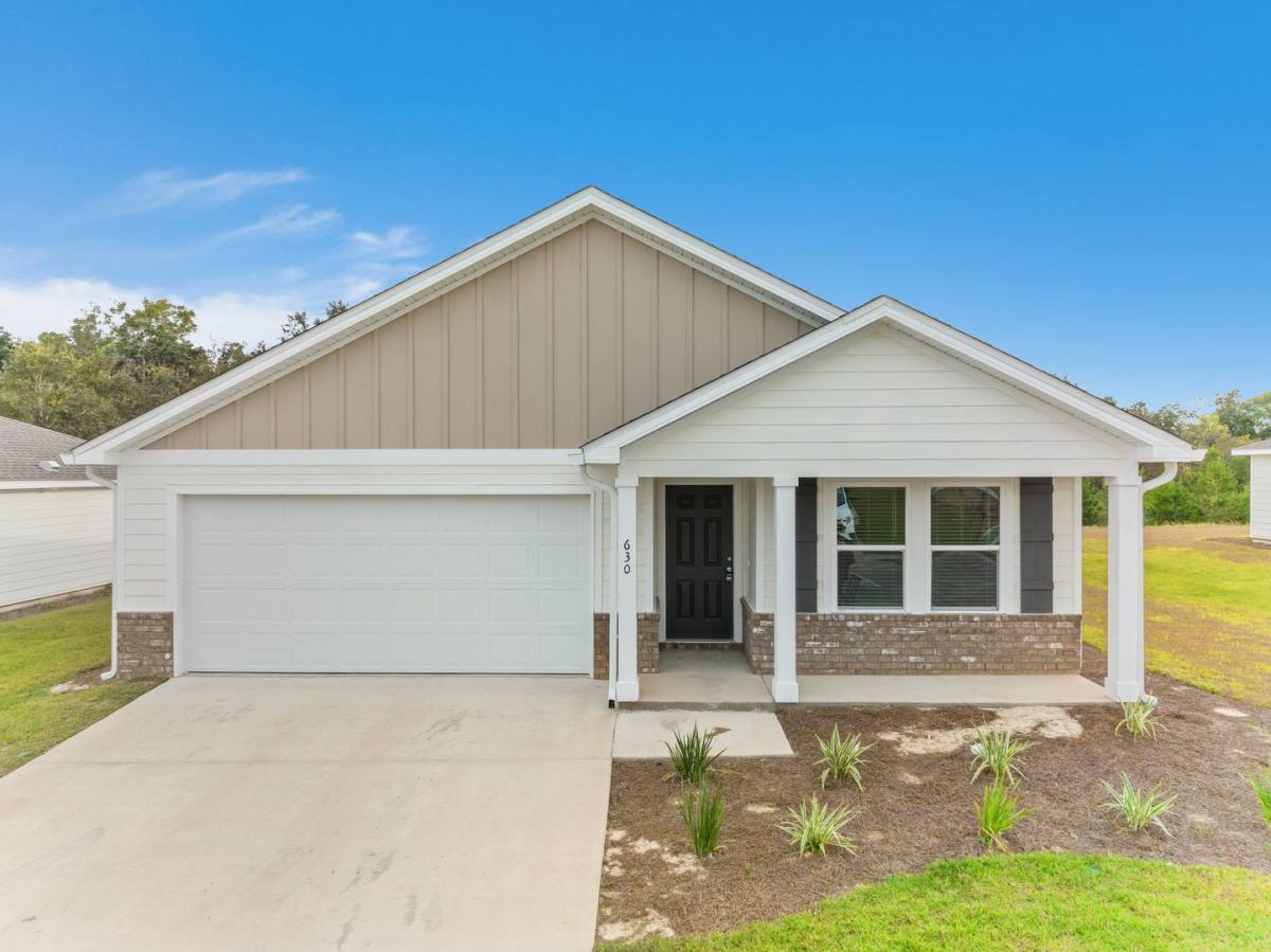House for rent at 630 Whispering Creek Ave, Freeport, FL 32439