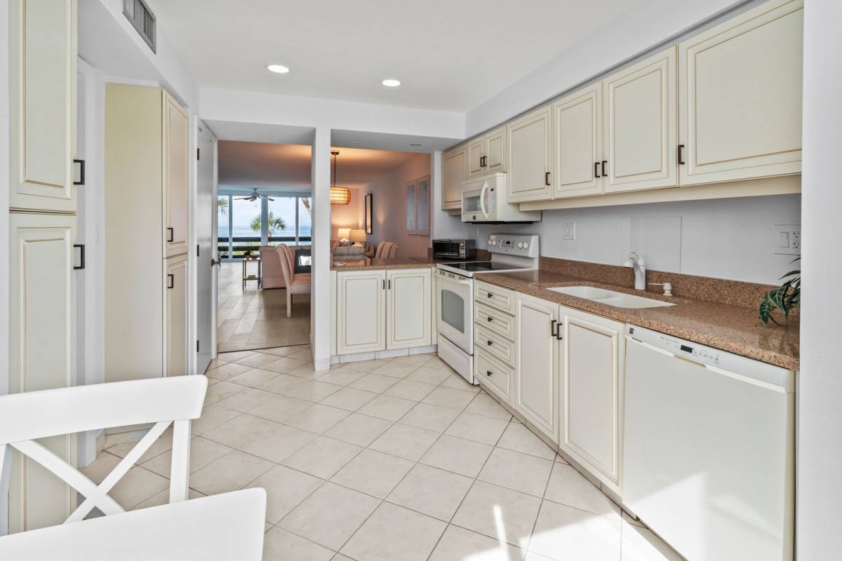 Condo for rent at 724 Bayport Way, Longboat Key, FL 34228