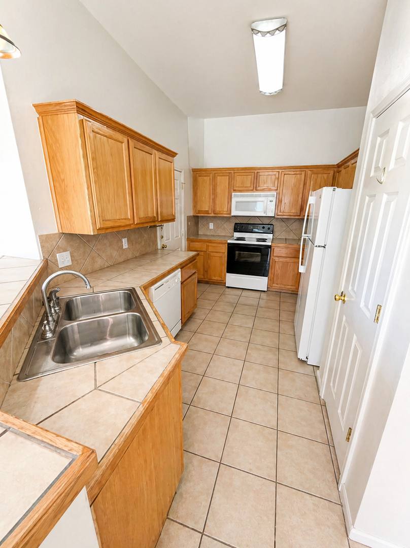 Townhouse for rent at 2107 Charleston Court, Killeen, TX 76542