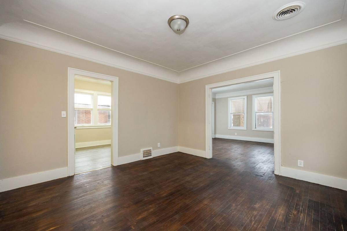 Apartment for rent at 3209 & 3211 Pasadena, Detroit, MI 48238