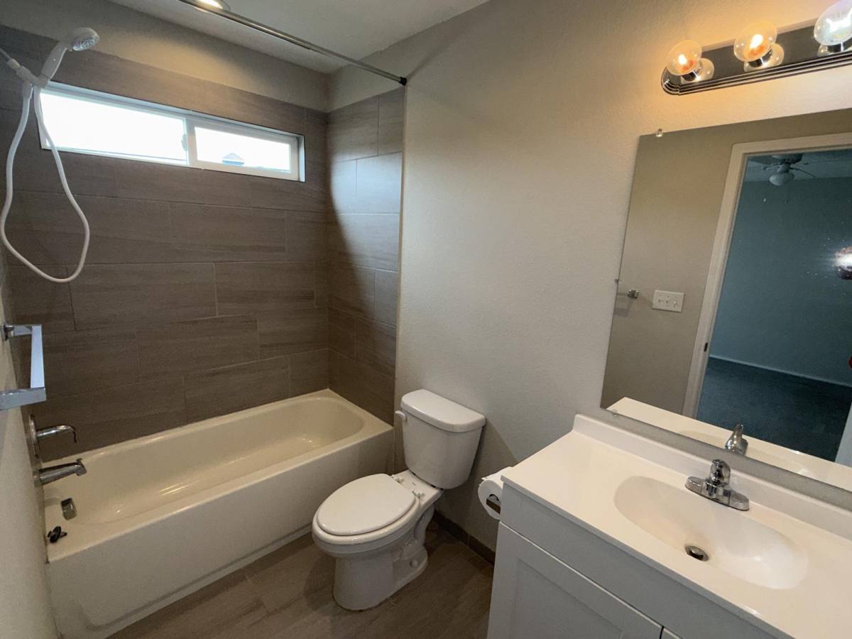 Apartment for rent at 6918 Crestway Dr #4, San Antonio, TX 78239