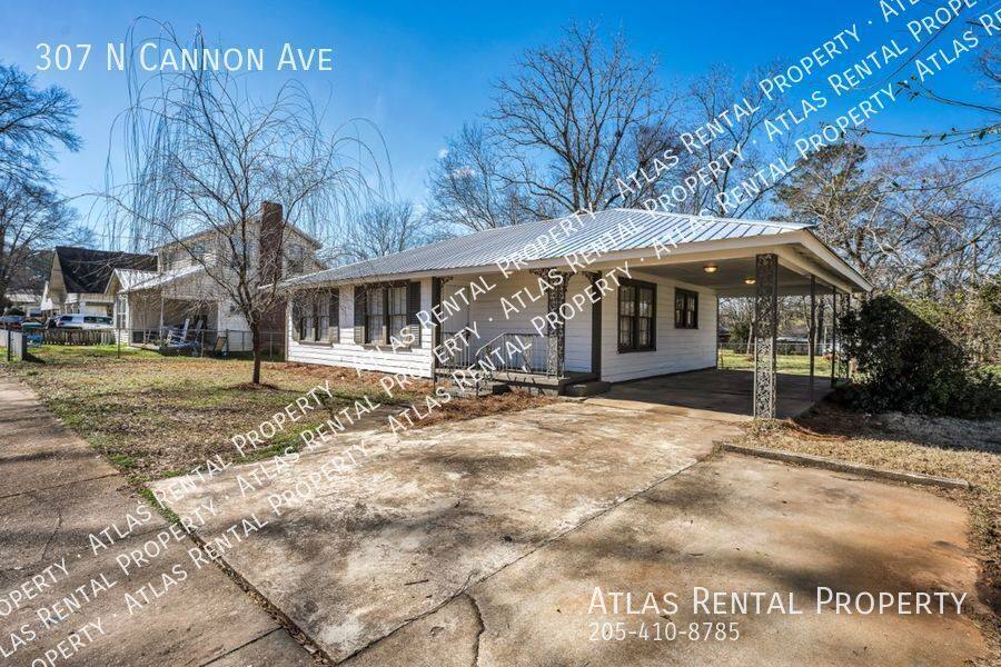 House for rent at 307 N Cannon Ave, Sylacauga, AL 35150