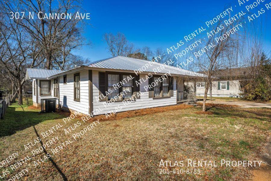 House for rent at 307 N Cannon Ave, Sylacauga, AL 35150