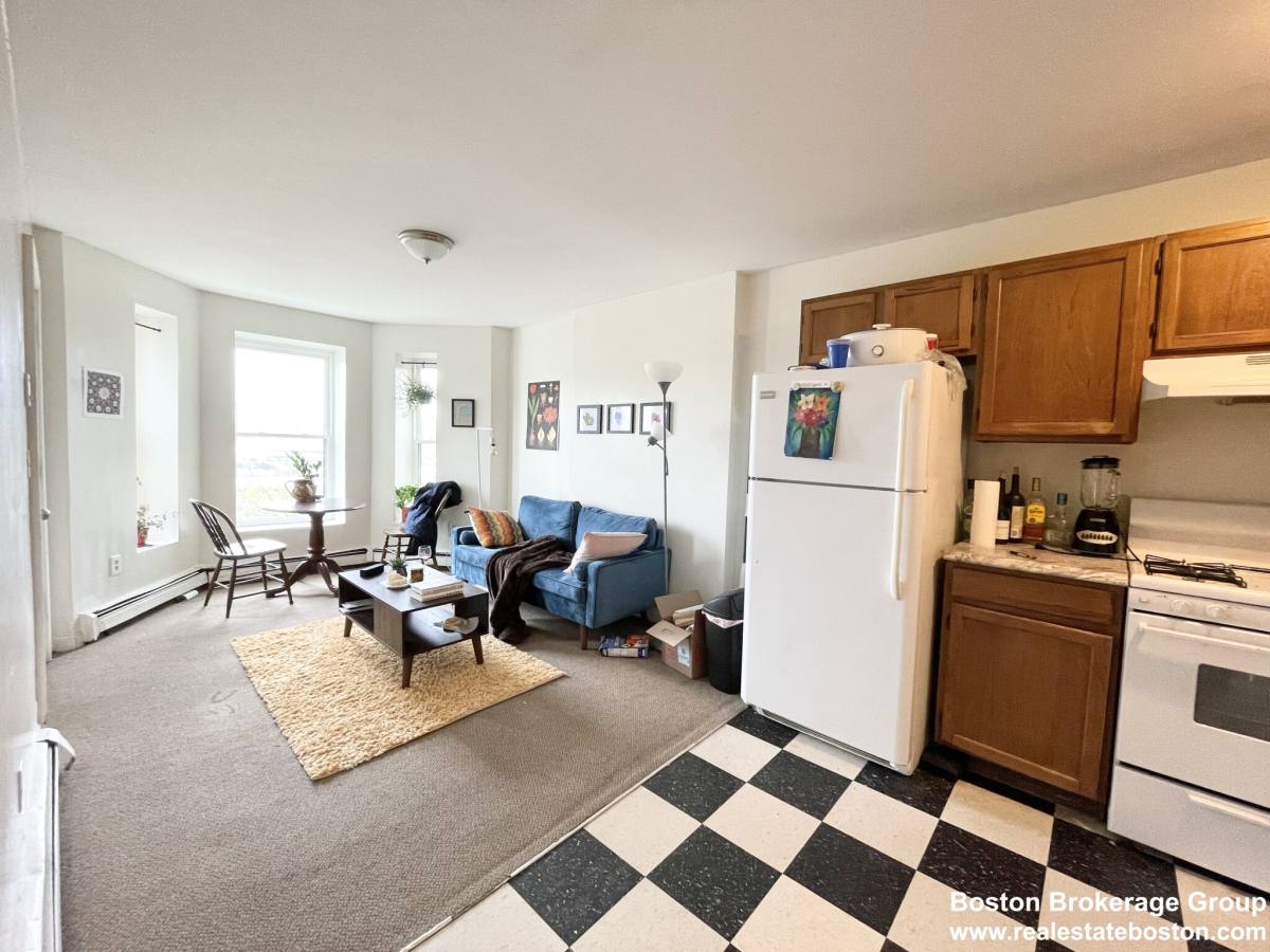 Apartment for rent at 96 Hammond St #4, Roxbury Crossing, MA 02120