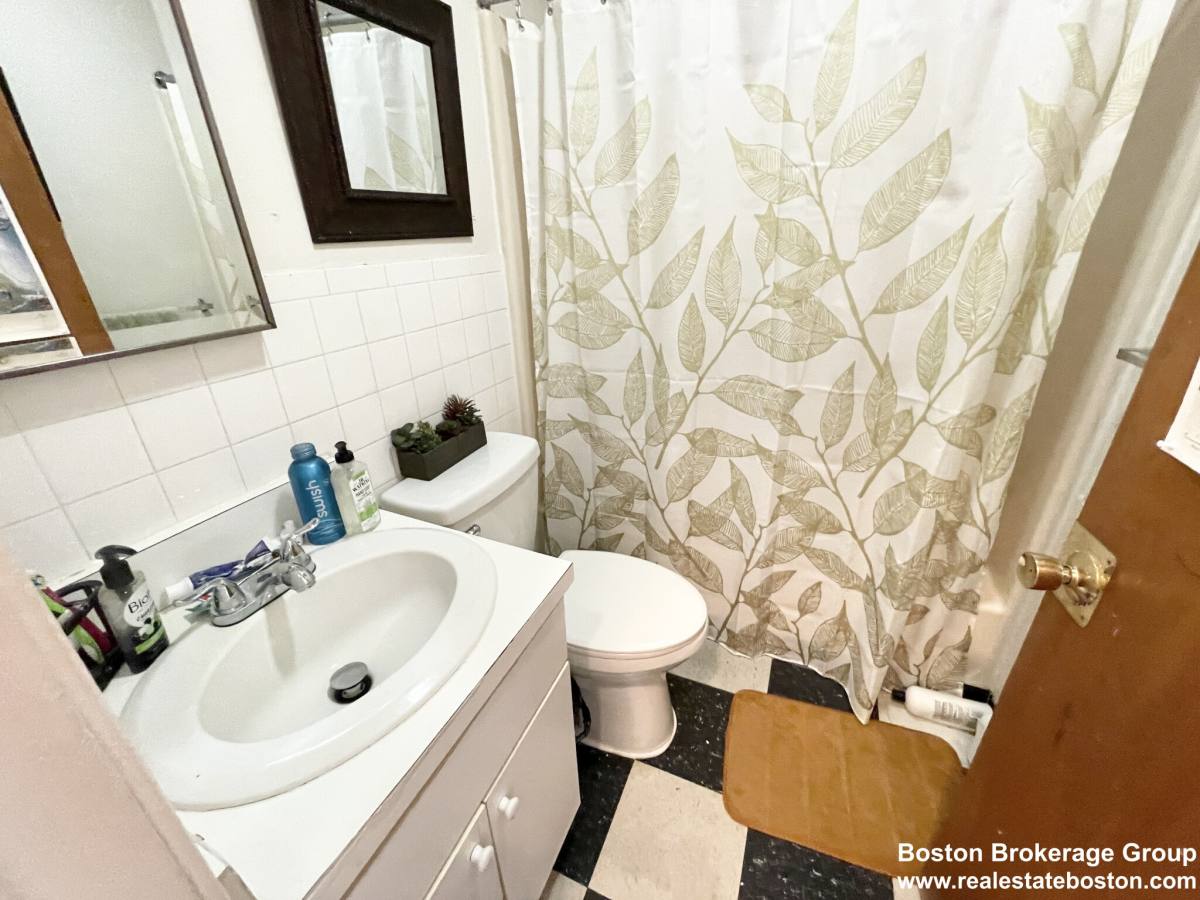 Apartment for rent at 96 Hammond St #4, Roxbury Crossing, MA 02120