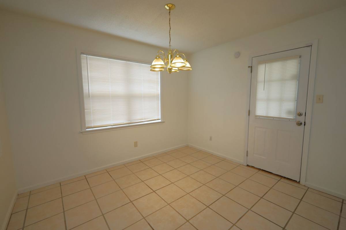 House for rent at 4220 Wilshire Dr, Valdosta, GA 31605