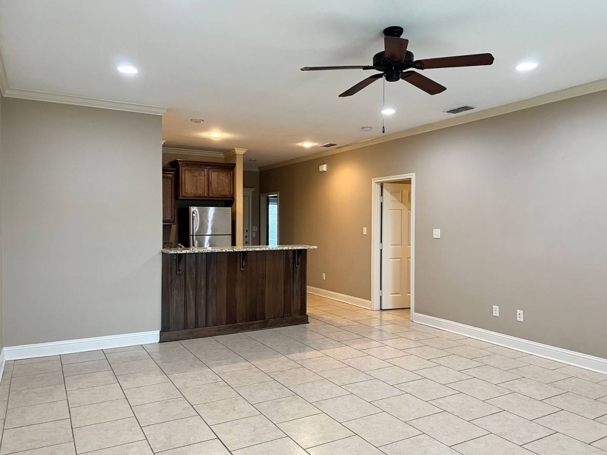 Townhouse for rent at 9100 Shadow Oak Dr, Tyler, TX 75707