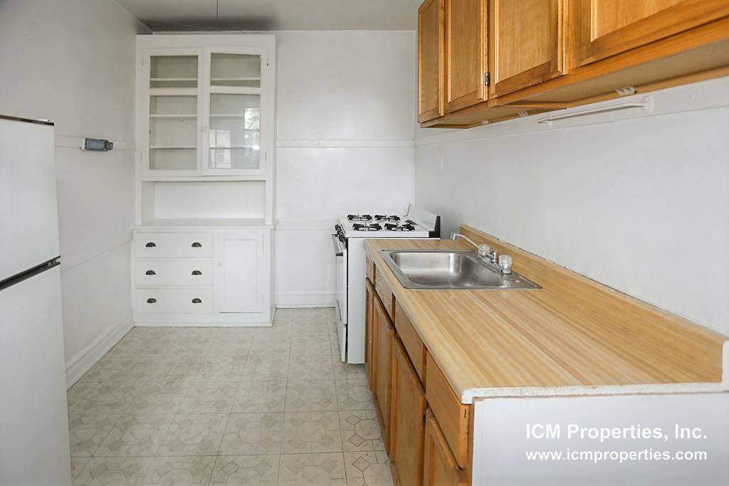 Apartment for rent at 4844 N Rockwell #3R, Chicago, IL 60625