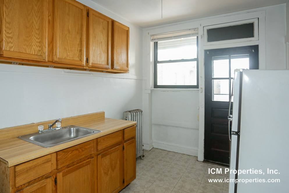 Apartment for rent at 4844 N Rockwell #3R, Chicago, IL 60625