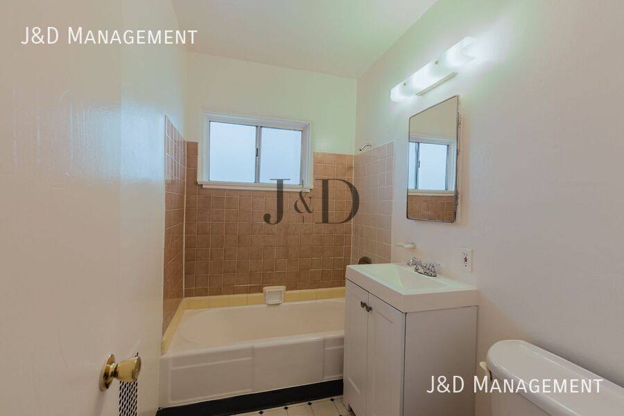 Apartment for rent at 4392 Louisiana St, San Diego, CA 92104