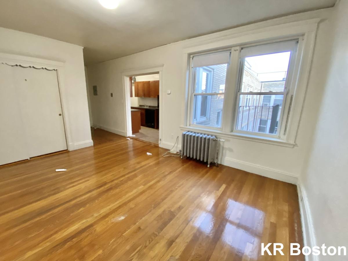 Apartment for rent at 1171 Boylston St #35, Boston, MA 02215