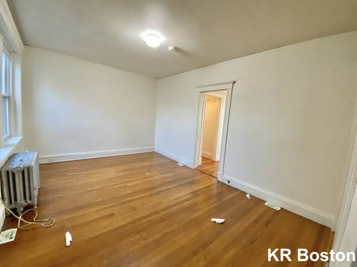Apartment for rent at 1171 Boylston St #35, Boston, MA 02215