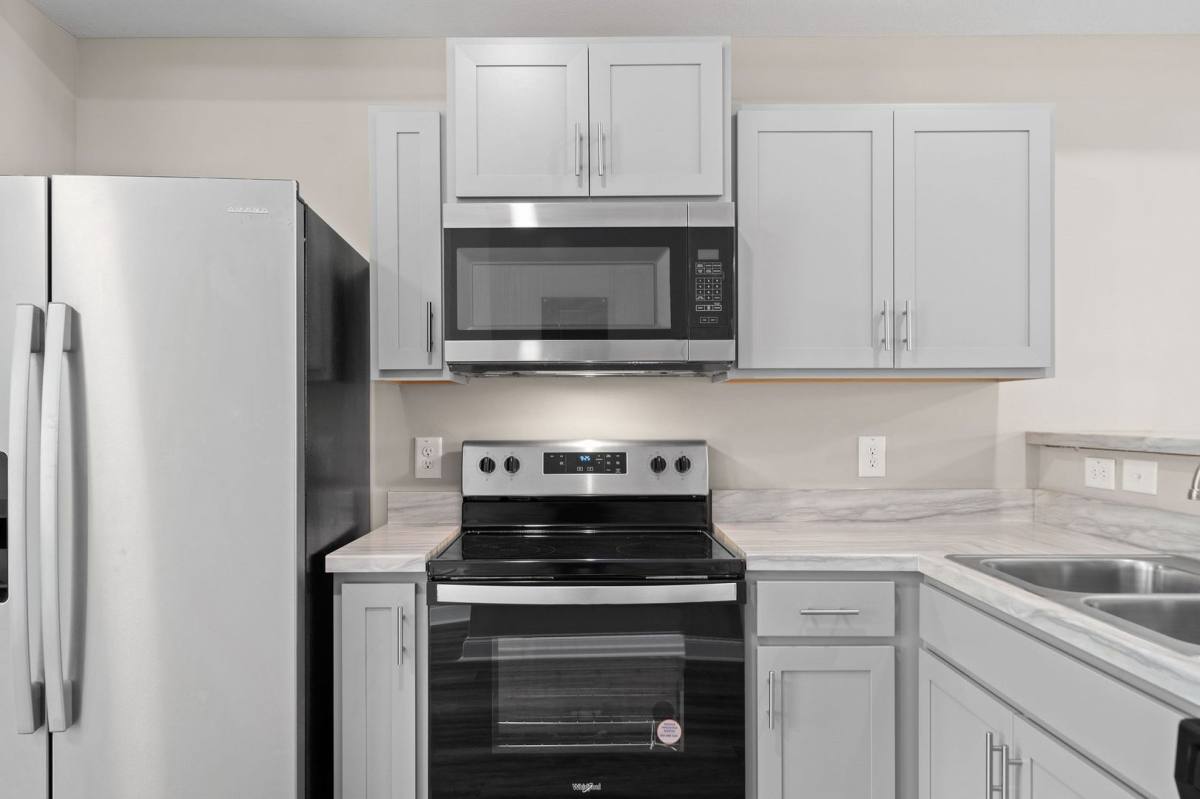 Apartment for rent at 1167 Meadow Hill Lane, Clarksville, TN 37043