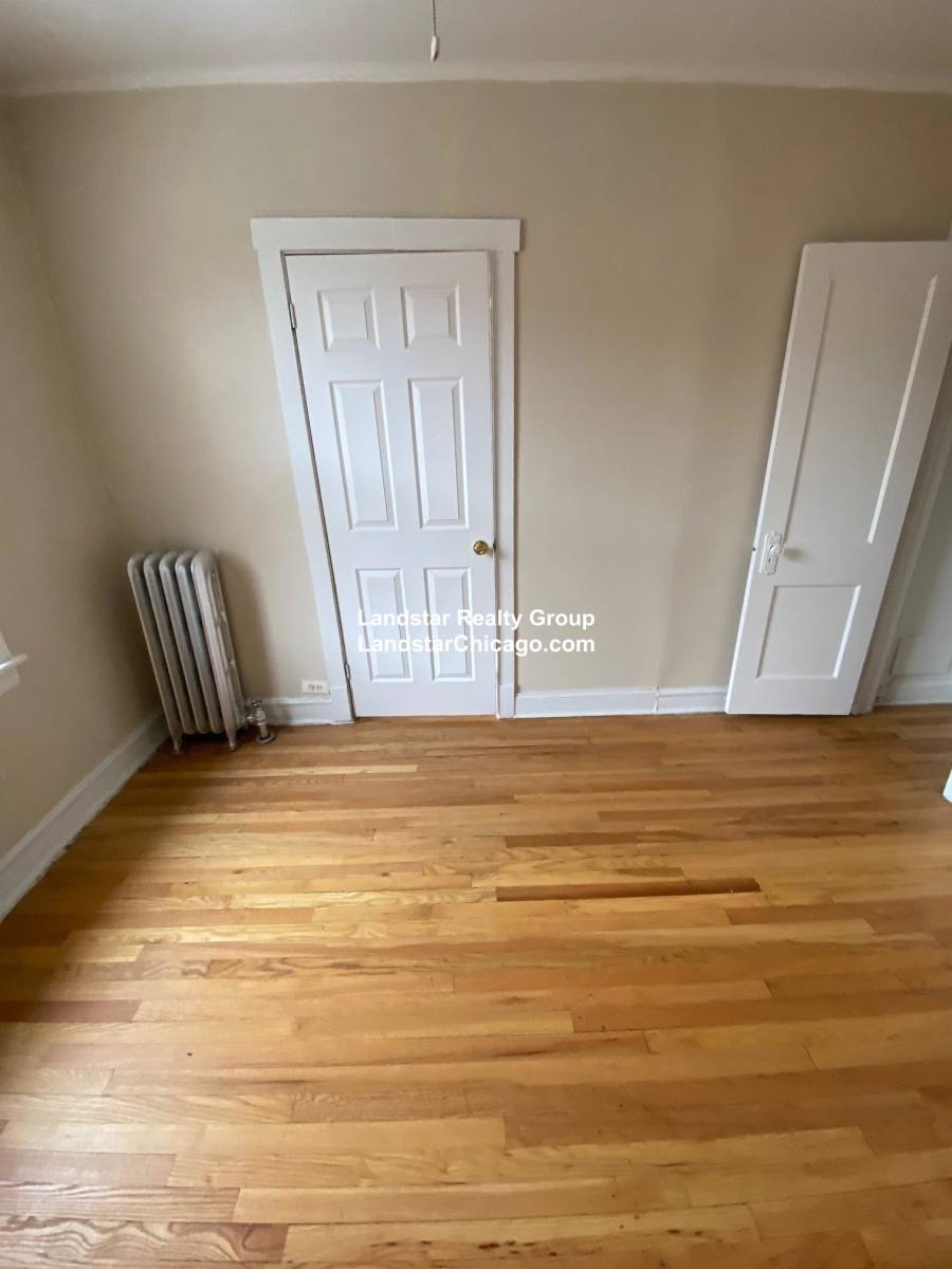 Apartment for rent at 2350 W Touhy #3I, Chicago, IL 60645